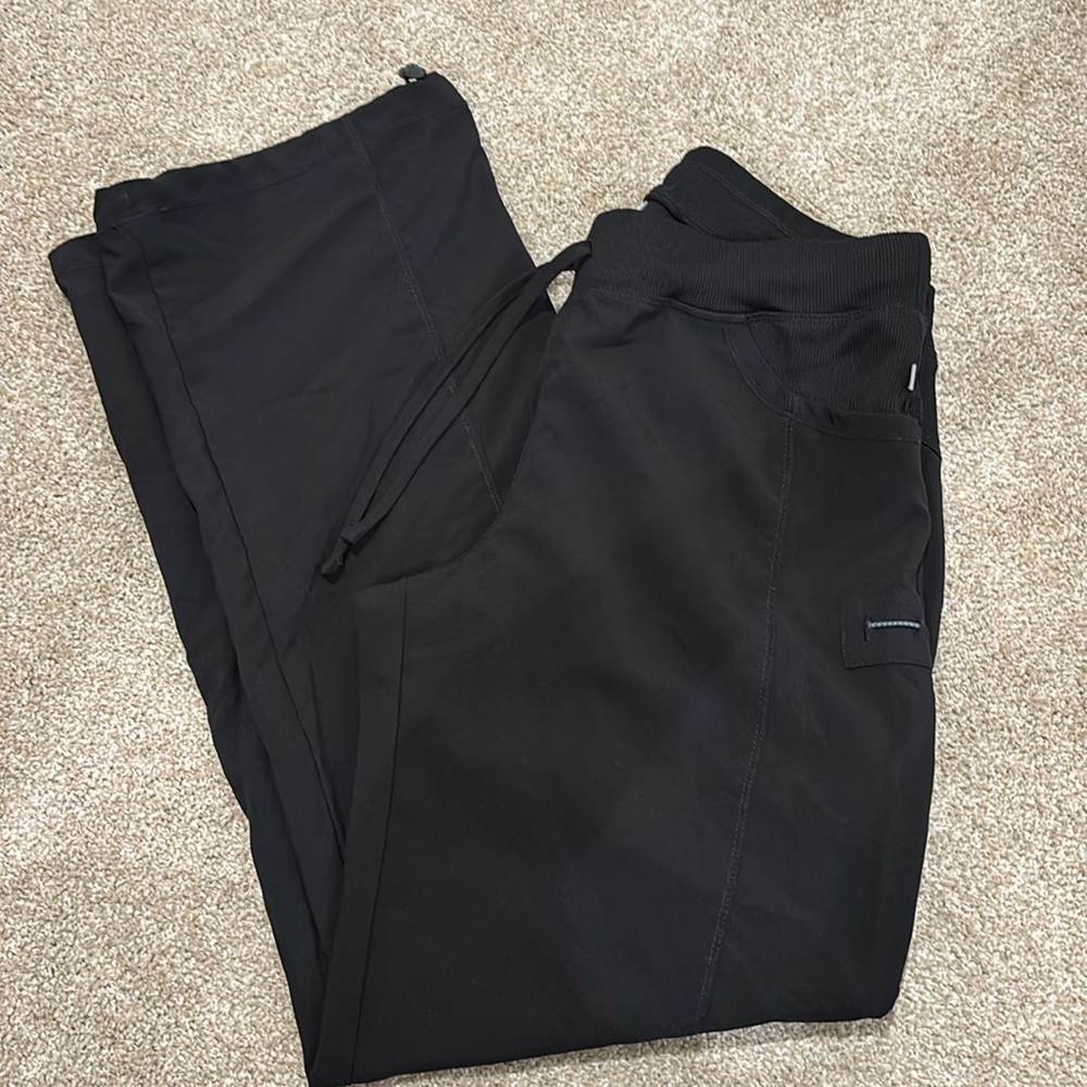 Cherokee infinity scrub pants